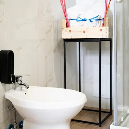 Апартаменты Beb Da Experience Napoli Toledo, Pompeii, Ercolano And Vesuvio Сан-Джорджо-а-Кремано